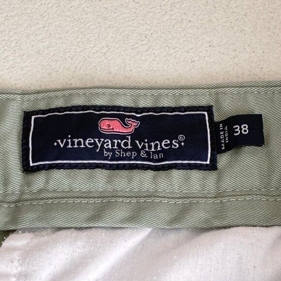 Vineyard Vines Breaker Shorts Mens 38 Green Pockets Logo Whale Preppy Travel - Picture 2 of 10